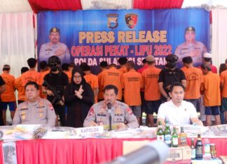 Kapolda Sulsel Pimpin Press Release Hasil Operasi Pekat Lipu 2022
