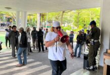 Izin Beroperasi Gerai Alfa Midi Kadaluwarsa, Aliansi Mahasiswa Gelar Unras di Kantor Pemkot Makassar