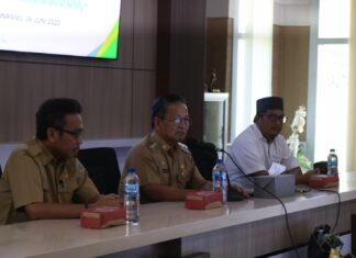 Wabup Pinrang Serahkan Santunan Kepada 21 Orang Ahli Waris Pegawai Syara