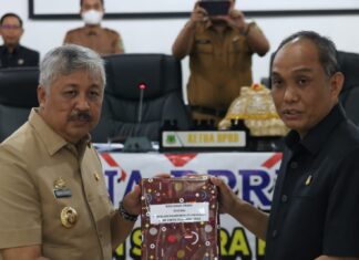 Bersama DPRD, Bupati Pinrang Gelar Rapat Paripurna Bahas APBD 2022