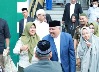 Sholat Idul Adha di Masjid Al-Munawwir, Bupati Pinrang Apresiasi Antusias Jajaran Pemkab untuk Berqurban