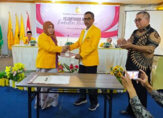 Erni Kadir Resmi Dilantik Sebagai Dekan Fakes UPRI Makassar