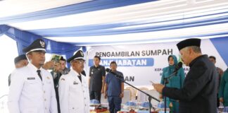 Bupati Pinrang Lantik 2 Kades Terpilih