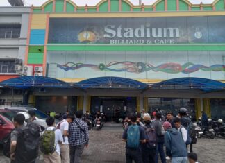 Gelar Aksi, Srikandi Sulsel Tuntut Stadium Billiard dan Cafe Ditutup