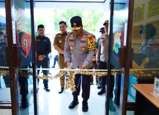 Kapolda Sulsel Resmikan Gedung Pelayanan SIM dan SKCK Polres Takalar